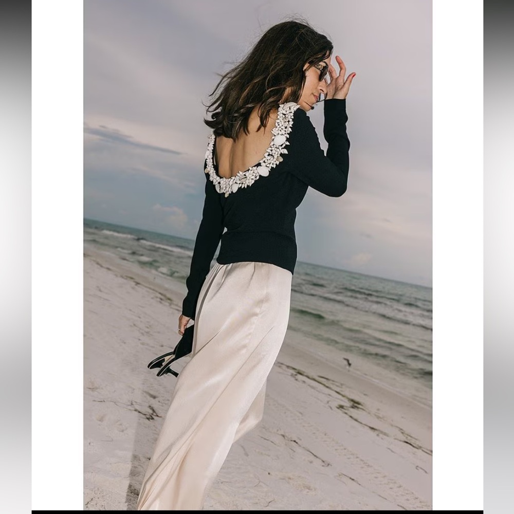 ANTONIO MELANI Black Sweatshirt with White Floral Accents - Picture 6 of 7